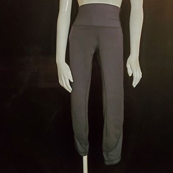 Lululemon Black Leggings (4) - Picture 2 of 6